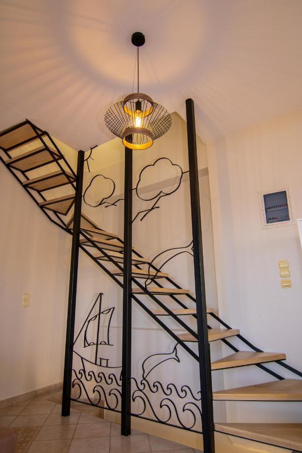 The Island House - Family Size Apt - Overlooking The Aegean - 3 Steps From The Beach Móhlosz Kültér fotó