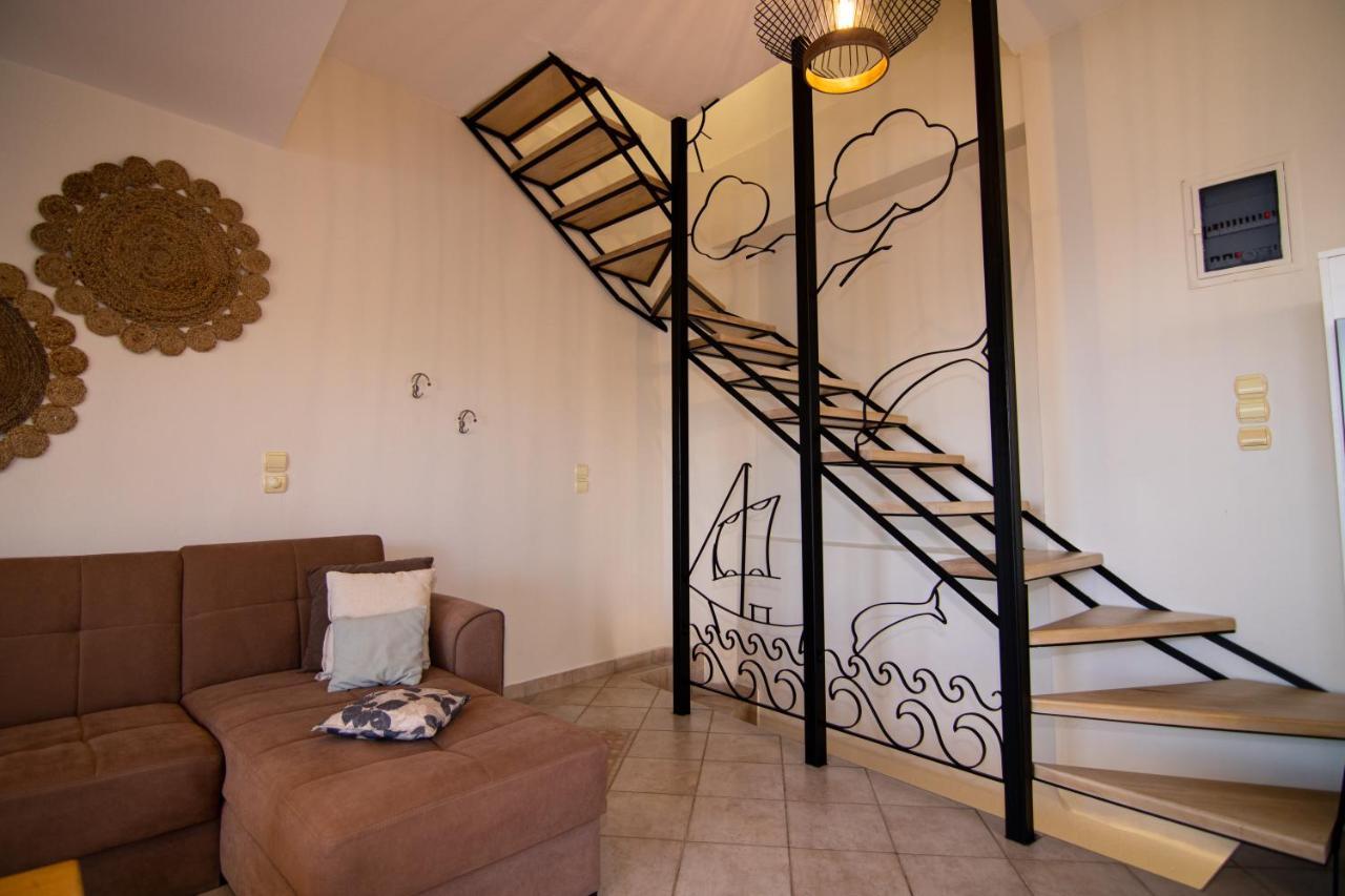 The Island House - Family Size Apt - Overlooking The Aegean - 3 Steps From The Beach Móhlosz Kültér fotó